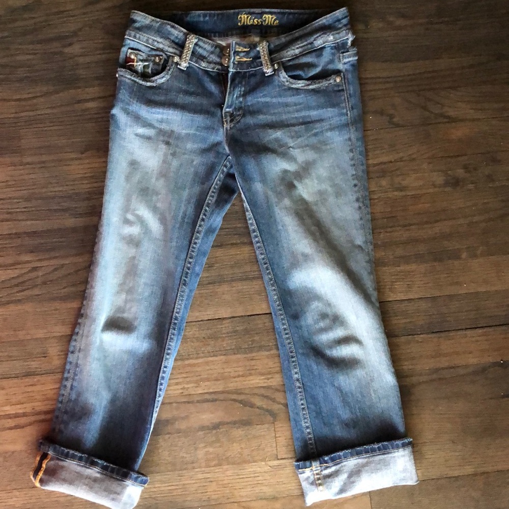 Miss Me Capris / Crop Jeans